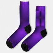 Lila Gradient-Socken mit schwarzen Zehen und Bündc Socken (Linkes Detail)
