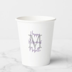 Lila Grau und Weiß monogrammierte Ruhestandsfeier Pappbecher