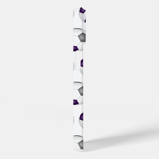 lila graue Fußbälle Muster mit Monogramm Case-Mate iPhone Hülle (Rückseite / Rechts)