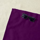 Lila graues Monogramm personalisiert Strandtuch (Beispiel)