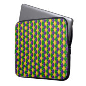 LILA GREEN YELLOW MARDI GRAS DIAMOND PATTERN LAPTOPSCHUTZHÜLLE (Vorderseite Links)