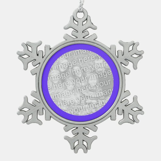 Lila Grenze Schneeflocken Zinn-Ornament (Vorderseite)