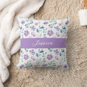 Lila Grüne Aquarell-Wildblumen-Monogramm-Name Kissen