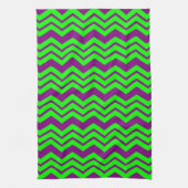 Lila Grüner Chevron-Zickzack-Design  Geschirrtuch (Vertikal)