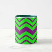 Lila Grüner Chevron-Zickzack-Design Tasse (Zentrum)