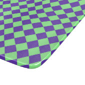 Lila grünes Schachbrett Diamantmuster Schneidebrett (Ecke)