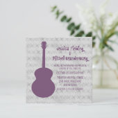 Lila Guitar Grunge Wedding Einladung (Stehend Vorderseite)