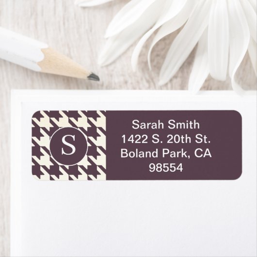 Lila Hahnentrittmuster und Weiß (Insitu)