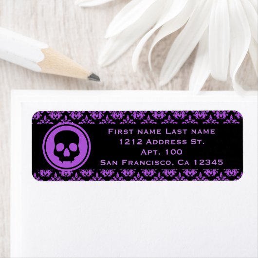 Lila Halloween-Design (Insitu)