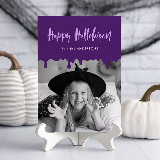 Lila Halloween-Fotokarte zum Drippen des Blutes