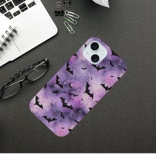 Lila Halloween Sky mit Fledermäusen - Niedlich wun iPhone 15 Hülle
