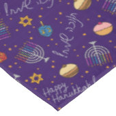 Lila Hanukkah Tischdecke (Schrägansicht)