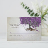 Lila Herz Leaf Tree Wedding RSVP Karte (Stehend Vorderseite)