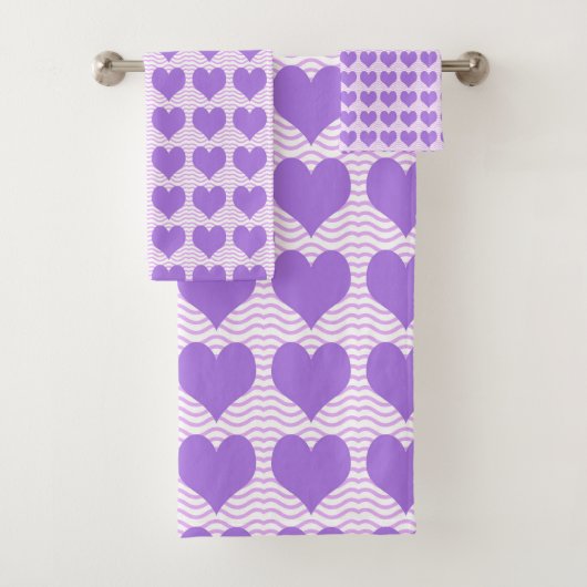 Lila Herzen Badhandtuch Set (Insitu)