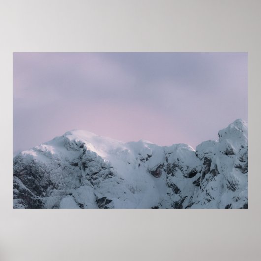 Lila Himmel über Bergen Poster (Vorne)