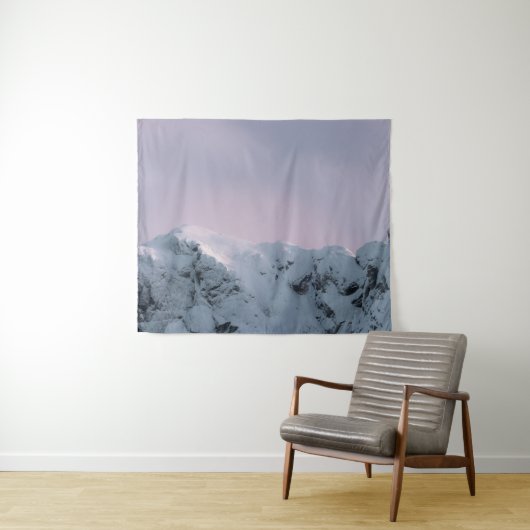 Lila Himmel über Bergen Wandteppich (Beispiel (Horizontal))