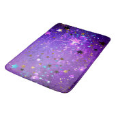 Lila Hintergrund mit Sternen Badematte (Schrägansicht)