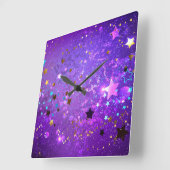 Lila Hintergrund mit Sternen Quadratische Wanduhr (Winkel)
