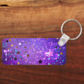 Lila Hintergrund mit Sternen Schlüsselanhänger (Vorderseite)