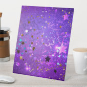 Lila Hintergrund mit Sternen Sockelschild (In Situ)