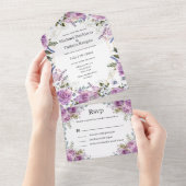 lila Hochzeit mit Blumen All In One Einladung (Abreißen)