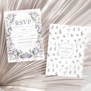 Lila Hochzeit mit Blumenkranz RSVP Karte