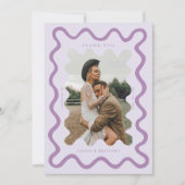 Lila HochzeitsFoto mit kratziger Hand Dankeskarte (Vorderseite)