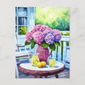 Lila Hydrangea mit Lemonade auf Wicker Porch Postkarte (Vorderseite)