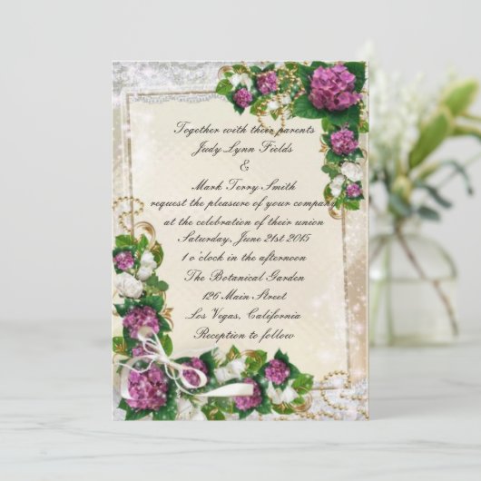 Lila Hydrangea und Spitzen-Einladung Einladung (Stehend Vorderseite)