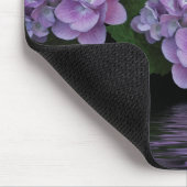 Lila Hydrangea Wasserreflektion Mousepad (Ecke)