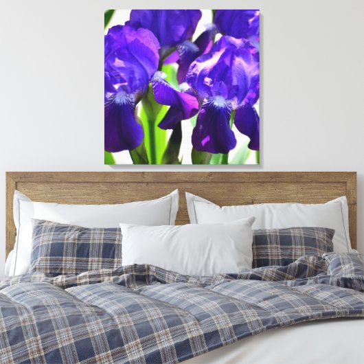 Lila Iris-Blume Leinwanddruck (Insitu (Schlafzimmer))