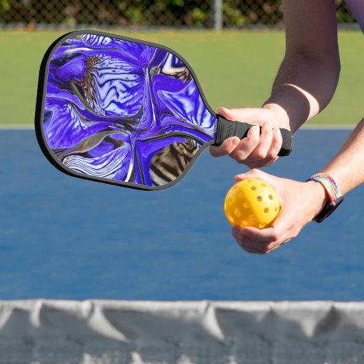 Lila Iris-Blume Pickleball Schläger (InSitu)