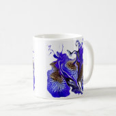 Lila Iris Blume Wirbel Kaffeetasse (VorderseiteRechts)