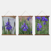 Lila Iris botanisches fotografisches Floral Wandteppich Mit Holzrahmen (Dreifach)