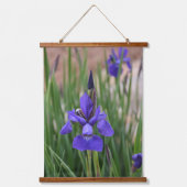 Lila Iris botanisches fotografisches Floral Wandteppich Mit Holzrahmen (Vorderseite 2)