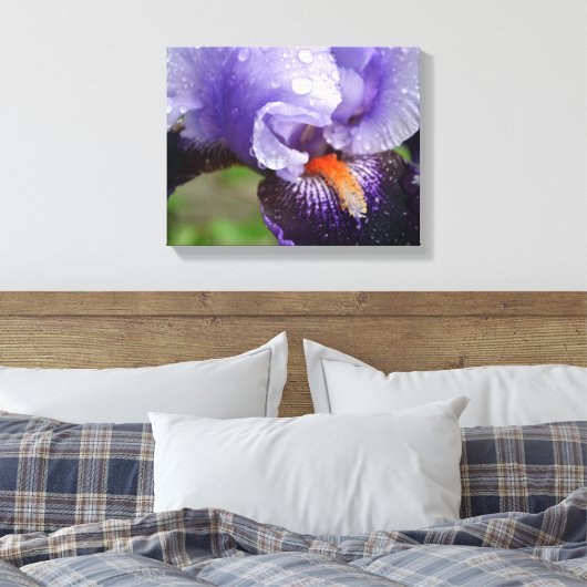 Lila Iris Canvas Print Leinwanddruck (Insitu (Schlafzimmer))