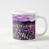 Lila Iris Fields-Tasse Jumbo-Tasse (Rechts)