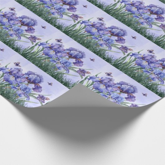 Lila Iris-Garten mit Schmetterlingen Botanischer G Geschenkpapier (Ecke)