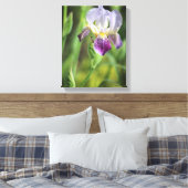 Lila Iris Leinwanddruck (Insitu (Schlafzimmer))