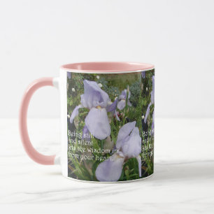 Lila Iris mit leiser Inspiration Tasse