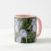 Lila Iris mit leiser Inspiration Tasse (VorderseiteRechts)