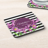 Lila Iris-Muster für Schwarz-weiße Streifen Getränkeuntersetzer (Linke Seite)