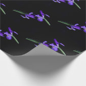 Lila Iris-Wrapping Geschenkpapier (Ecke)
