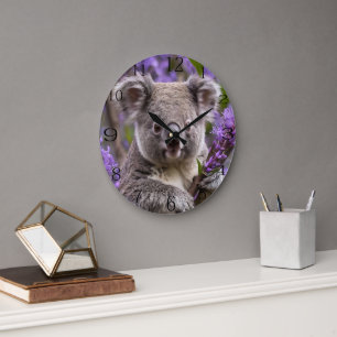 Lila Jacaranda Koala Bear, Große Wanduhr
