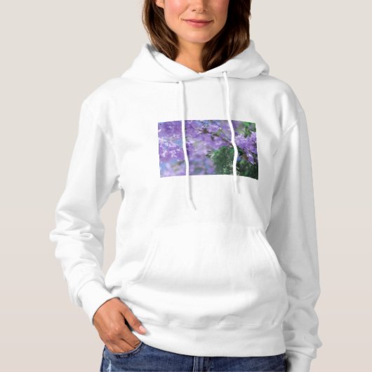 Lila Jacaranda Tree Blume Hoodie (Vorderseite)