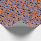 Lila Jack-O-Lantern Halloween-Muster Geschenkpapier (Ecke)