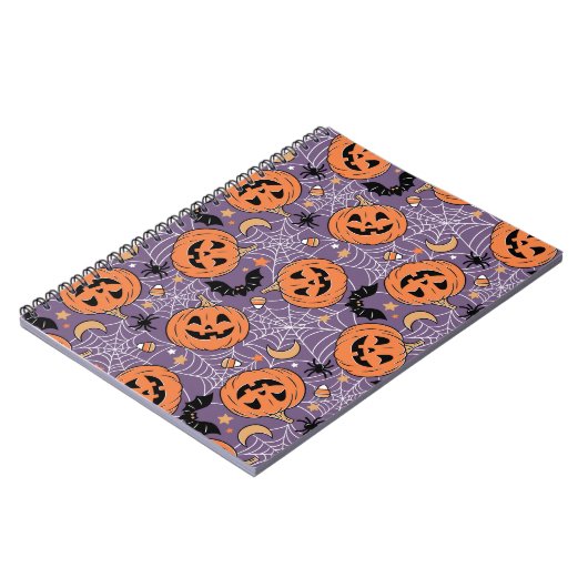 Lila Jack-O-Lantern Halloween-Muster Notizblock (Linke Seite)
