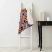 Lila Jack-O-Lantern Halloween-Muster Sherpadecke (Beispiel)