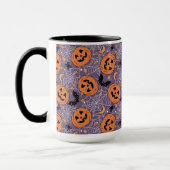 Lila Jack-O-Lantern Halloween-Muster Tasse (Links)