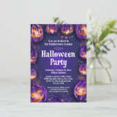 Lila Jack-O-Lantern-Leuchten-Halloween-Party Einladung (Stehend Vorderseite)